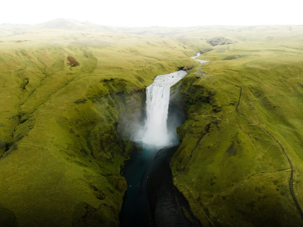 Lofoty, Islandia czy Azory? Wodospad Skogafos